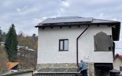 Instalación de placas solares para casa rural y alojamiento turístico