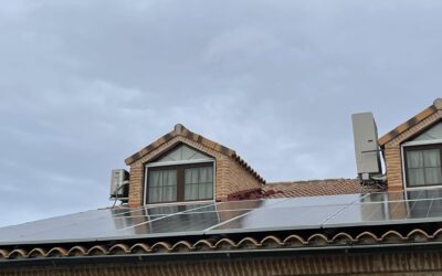 Instalación placas solares con baterías Moraleja de Enmedio